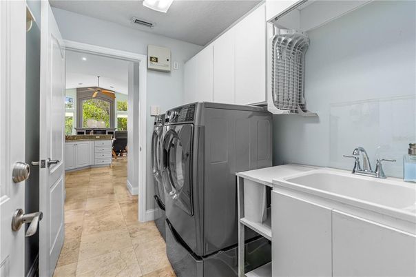 Interior, Recessed Lighting, Washer