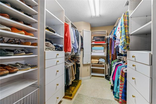 Interior, Walk-in Closets