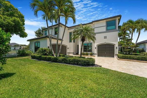 Attached, Backyard, Exterior, Facade, Mediterranean