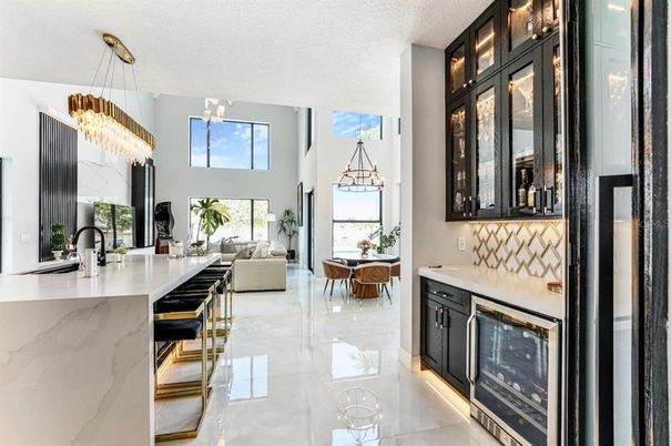 Chandelier, Dining room, Interior, Kitchen, Living room, Pendant Lights