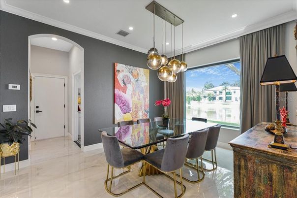 Dining room, Interior, Pendant Lights, Recessed Lighting