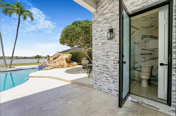 Exterior, Pool, Water