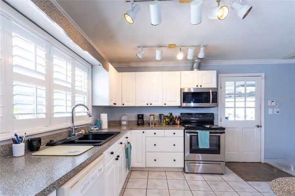 Interior, Kitchen, Stainless Steel Appliances