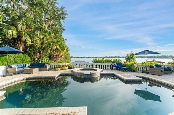 Exterior, Pool, Water