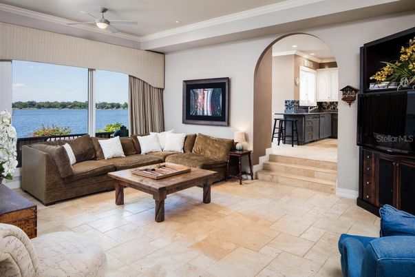Interior, Living room, Recessed Lighting, Water