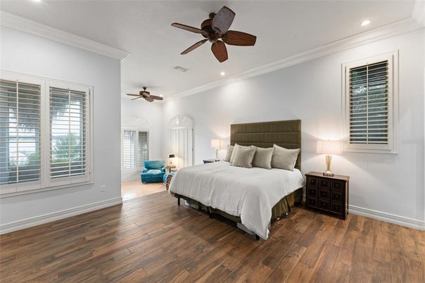 Bedroom, Interior, Recessed Lighting, Wood Texture Flooring