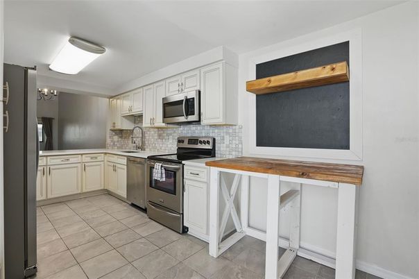 Interior, Kitchen, Stainless Steel Appliances