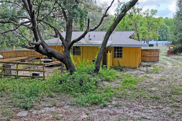 Backyard, Exterior, Hot Tub