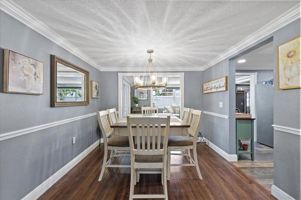 Chandelier, Dining room, Interior, Recessed Lighting, Wood Texture Flooring