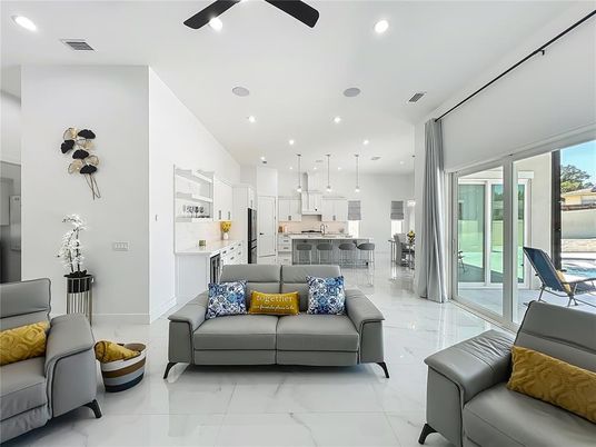 Interior, Kitchen, Pendant Lights, Recessed Lighting, Water
