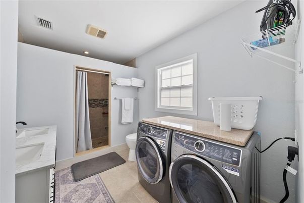 Interior, Recessed Lighting, Washer