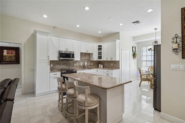 Dining room, Interior, Kitchen, Pendant Lights, Recessed Lighting