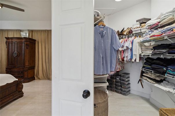Interior, Walk-in Closets