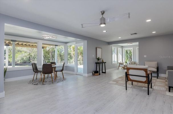 Dining room, Interior, Living room, Recessed Lighting, Wood Texture Flooring