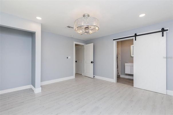 Chandelier, Empty room, Interior, Recessed Lighting, Wood Texture Flooring