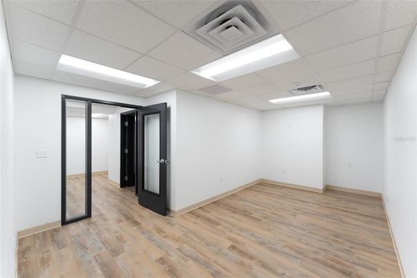 Empty room, Interior, Recessed Lighting, Wood Texture Flooring