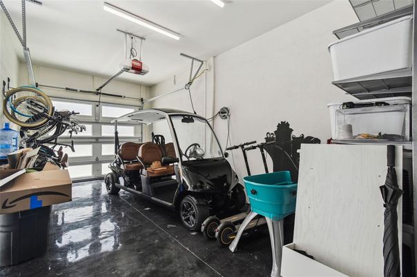 Garage, Interior