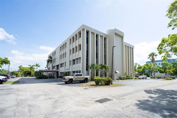 Exterior, Facade, Condo Building