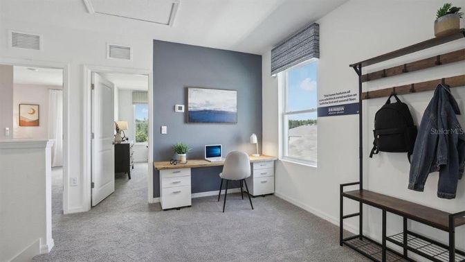 Home Office, Interior
