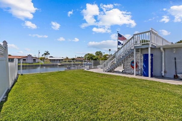 Backyard, Exterior, Water