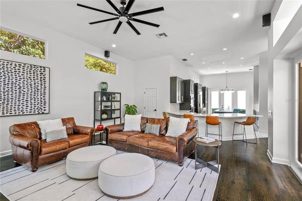 Interior, Living room, Pendant Lights, Recessed Lighting, Wood Texture Flooring