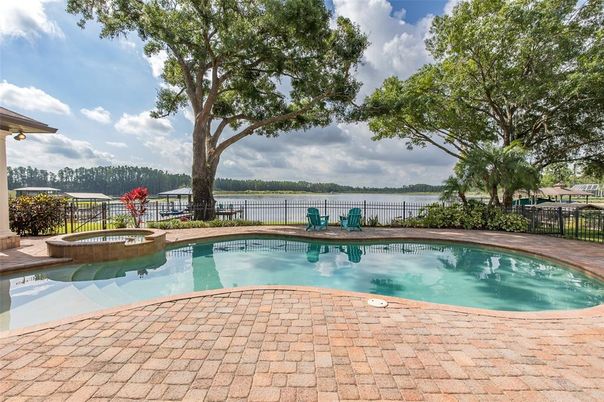 Exterior, Pool, Water