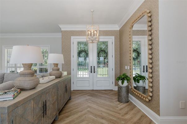 Interior, Pendant Lights, Wood Texture Flooring