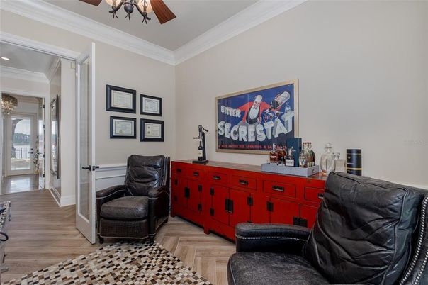 Interior, Recessed Lighting, Wood Texture Flooring
