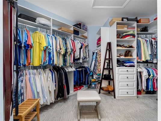 Interior, Walk-in Closets
