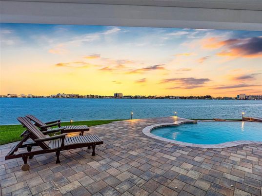 Exterior, Pool, Water