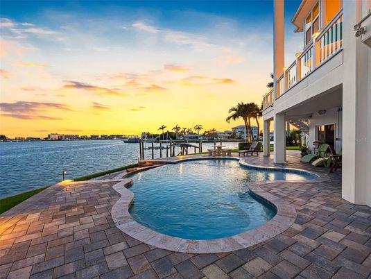 Exterior, Pool, Water