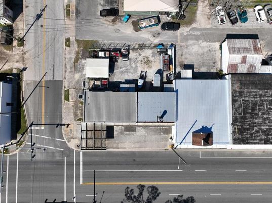 Exterior, Drone