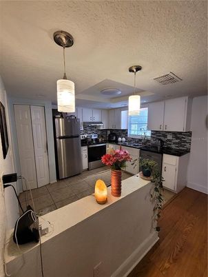 Interior, Kitchen, Pendant Lights, Wood Texture Flooring