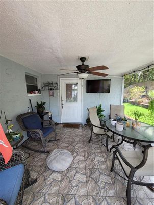 Dining room, Interior