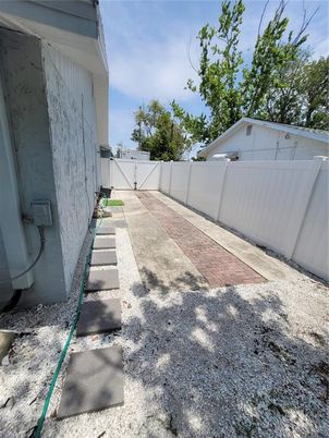Backyard, Exterior
