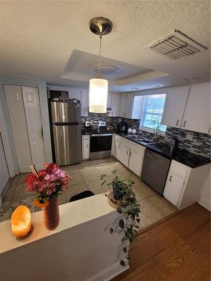 Interior, Kitchen, Pendant Lights, Stainless Steel Appliances