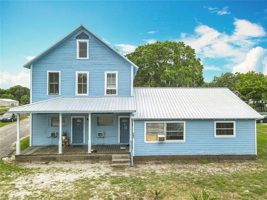 Exterior, Facade, Farmhouse