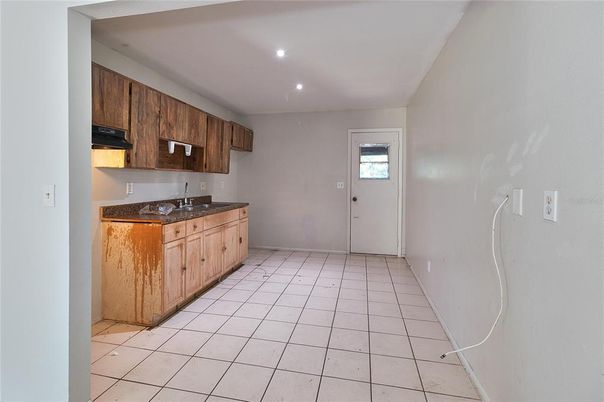 Interior, Kitchen, Recessed Lighting
