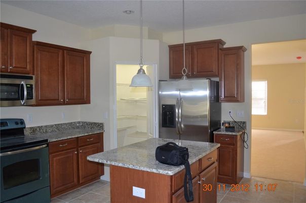 Interior, Kitchen, Pendant Lights, Stainless Steel Appliances