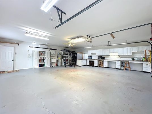 Garage, Interior, Washer