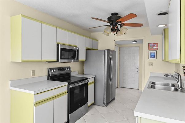 Interior, Kitchen, Recessed Lighting