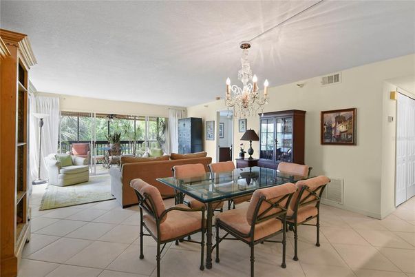 Chandelier, Dining room, Interior, Living room
