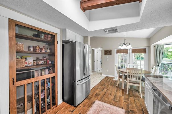 Dining room, Interior, Kitchen, Pendant Lights, Wood Texture Flooring