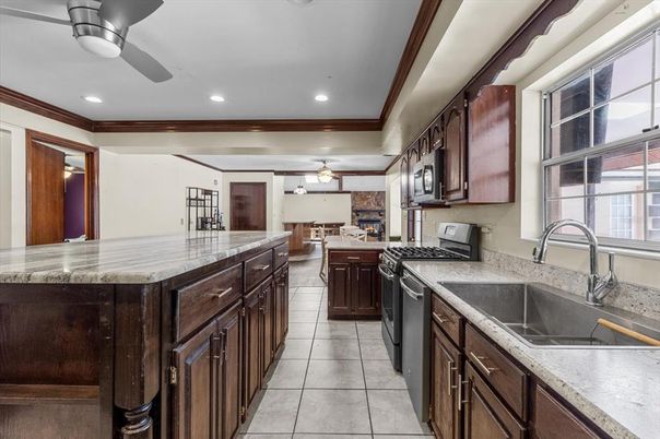 Interior, Kitchen, Recessed Lighting