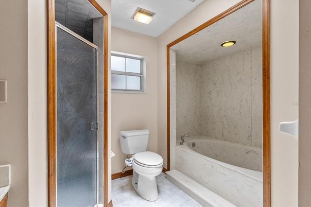 Bathroom, Interior, Marble Walls, Recessed Lighting