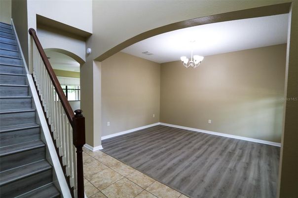 Chandelier, Empty room, Interior, Wood Texture Flooring
