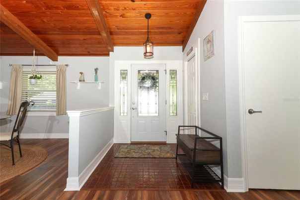 Interior, Pendant Lights, Wooden Beams, Wooden Ceilings, Wood Texture Flooring