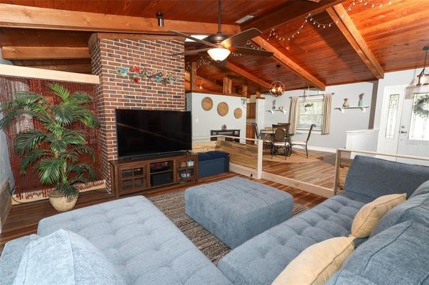 Dining room, Interior, Living room, Pendant Lights, Stone Walls, Wooden Beams, Wooden Ceilings, Wood Texture Flooring