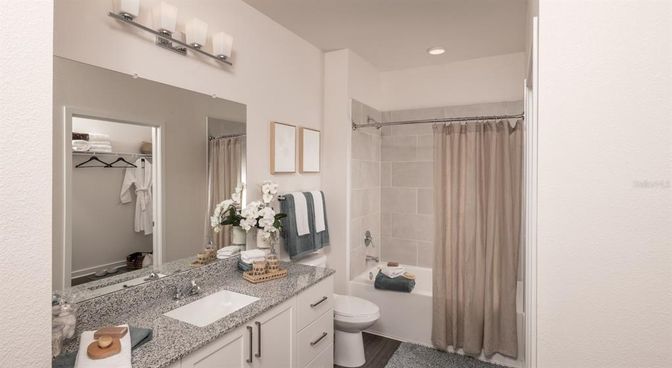 Bathroom, Interior, Recessed Lighting