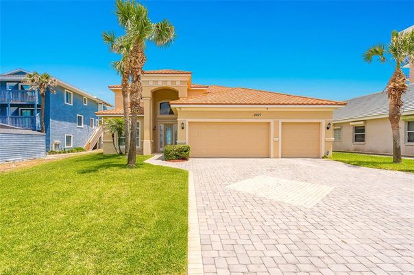 Attached, Backyard, Exterior, Facade, Mediterranean